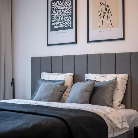 And Sea Apartment