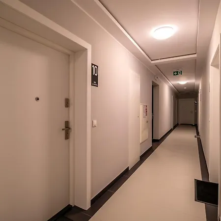 And Sea Apartment *